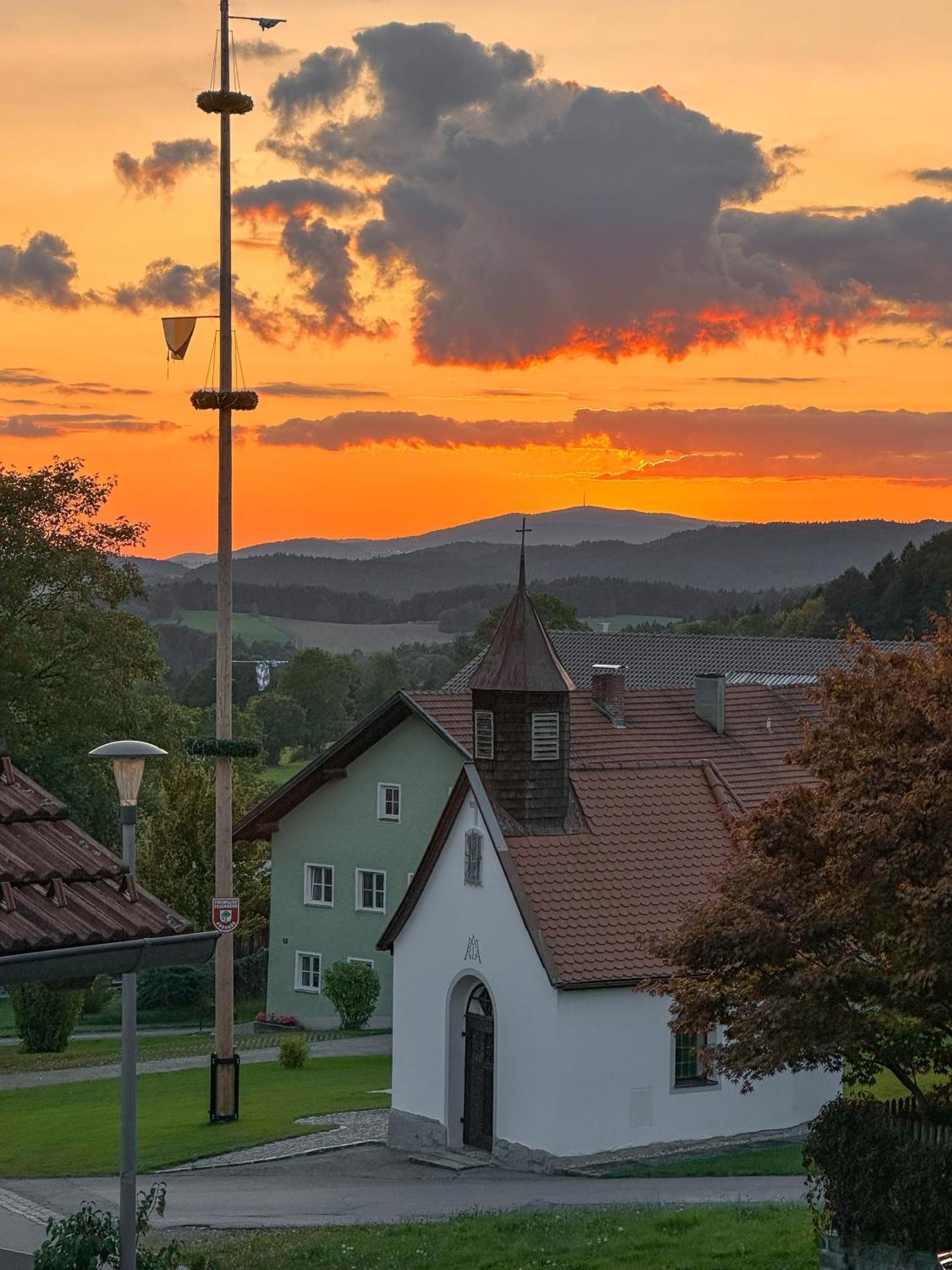 400Qm Bayerische Villa 2500Qm Uneinsehbarer Garten In Beliebter Urlaubsregion 프레이분크 외부 사진
